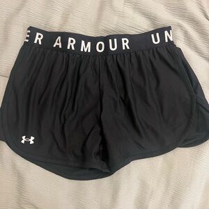 Under armour shorts large